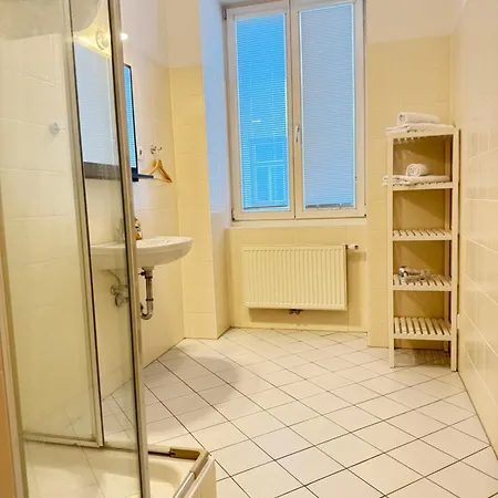Apartment Fuer 4 Beim Westbahnhof Vídeň Exteriér fotografie